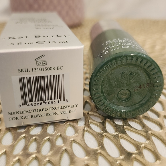 Kat Burki Reversal Rose Hip Intense Recovery Eye Serum .5ml Full Size RV$135 - Picture 5 of 8